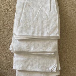 - NEW 53 white NEW face wipe towel sponge napkins work out SINGAPORE AIRLINES